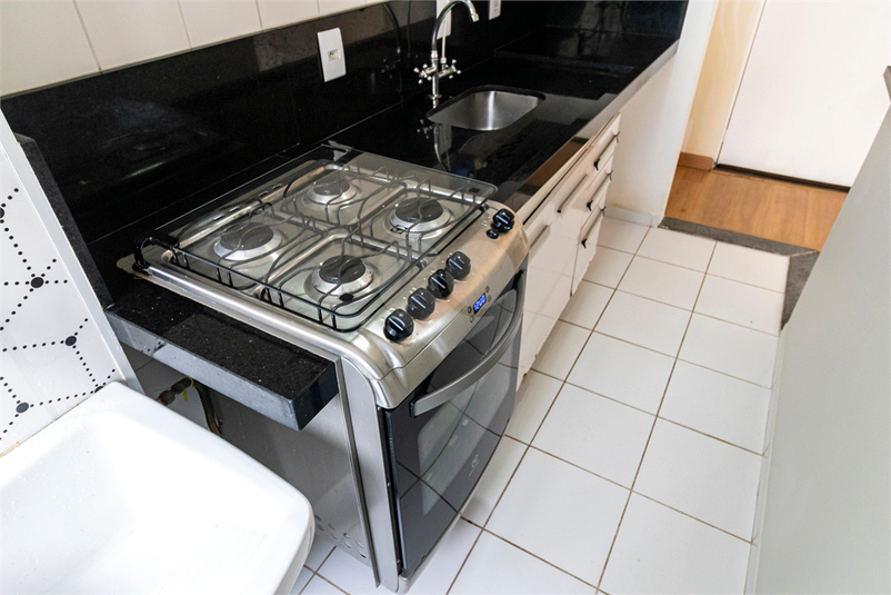 Venda Apartamento São Paulo Cambuci REO830052 17