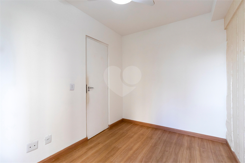 Venda Apartamento São Paulo Cambuci REO830052 8