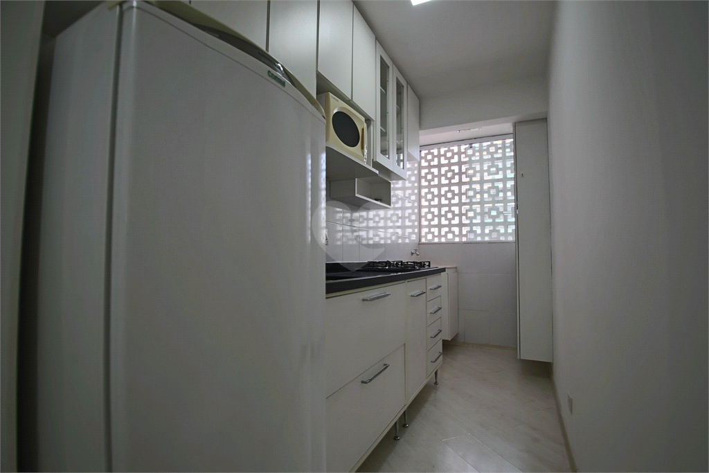 Venda Apartamento São Paulo Bela Vista REO830166 10