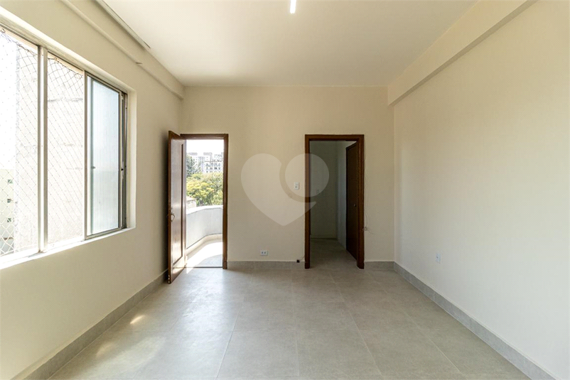 Venda Apartamento São Paulo Campos Elíseos REO831028 3