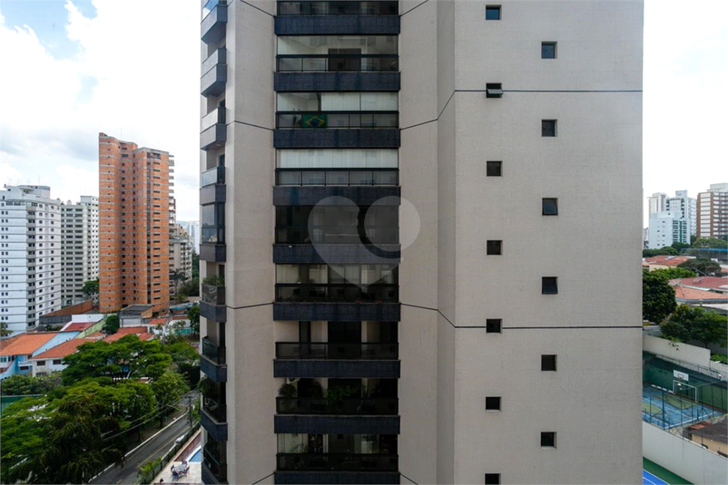 Foto REO831154