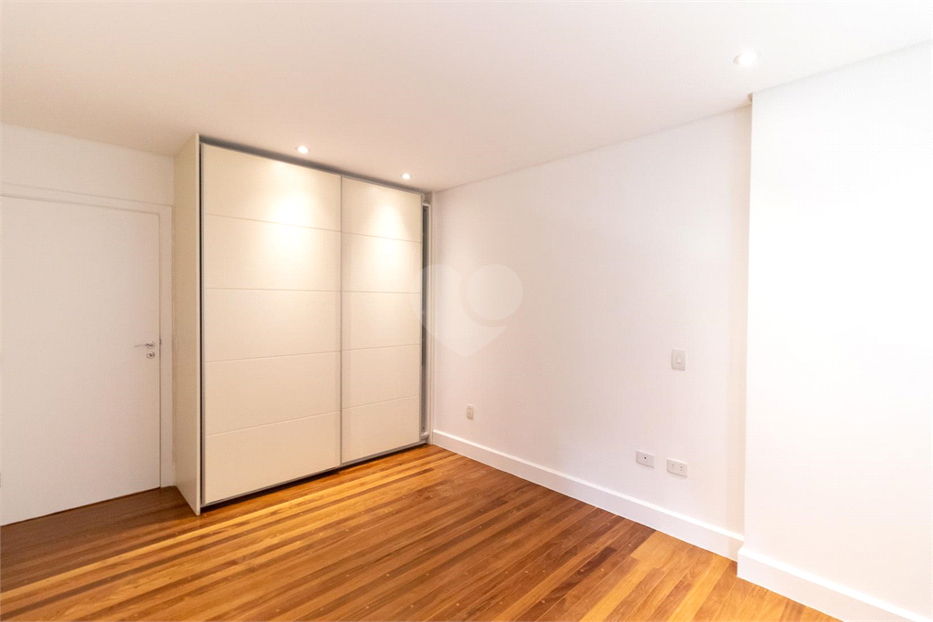 Venda Apartamento São Paulo Consolação REO831192 11