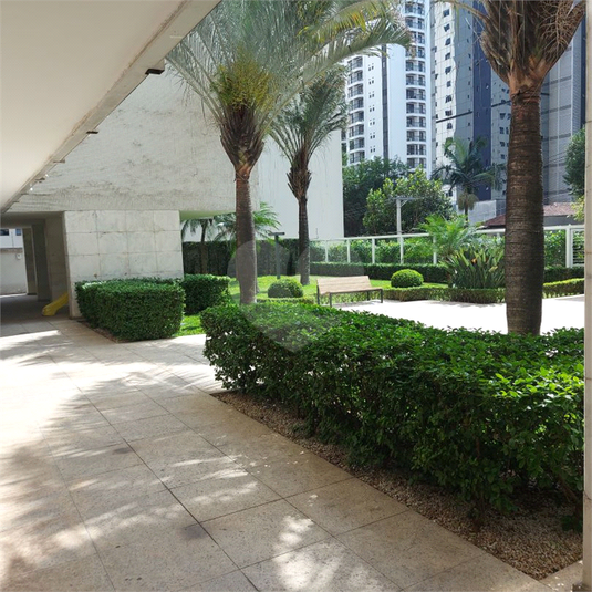 Foto REO831300
