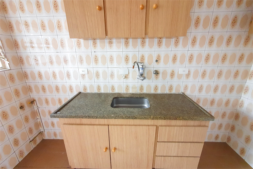 Venda Apartamento São Paulo Cambuci REO831381 25