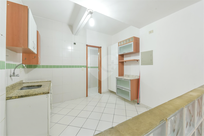 Venda Apartamento São Paulo República REO831527 15