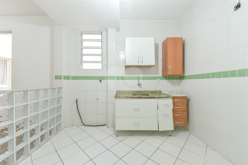 Venda Apartamento São Paulo República REO831527 16