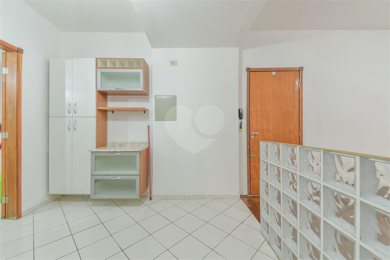 Venda Apartamento São Paulo República REO831527 17