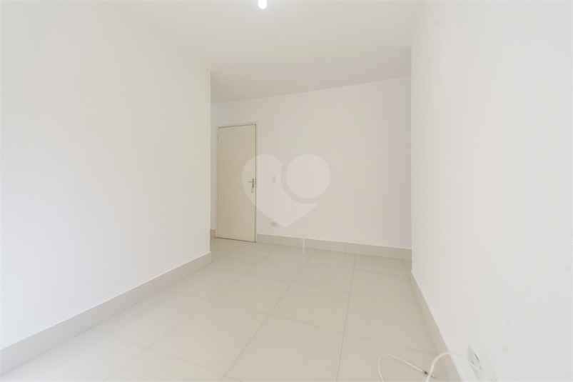 Venda Apartamento São Paulo Luz REO831536 7