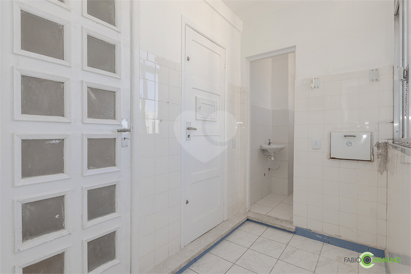 Venda Apartamento Porto Alegre Auxiliadora REO831551 22