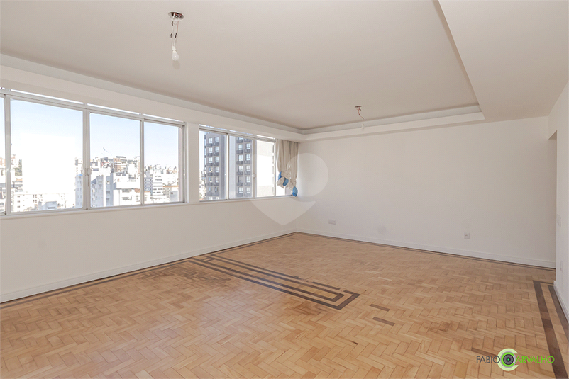 Venda Apartamento Porto Alegre Auxiliadora REO831551 5