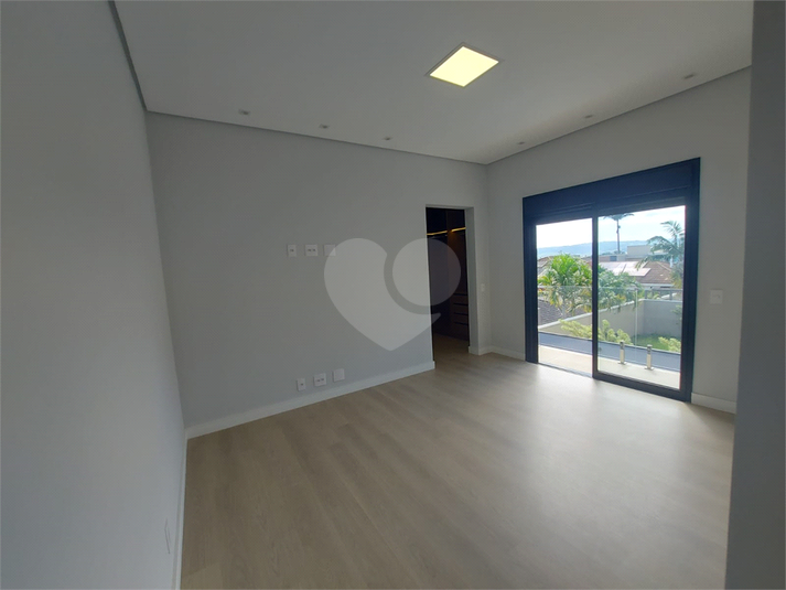 Foto REO831866