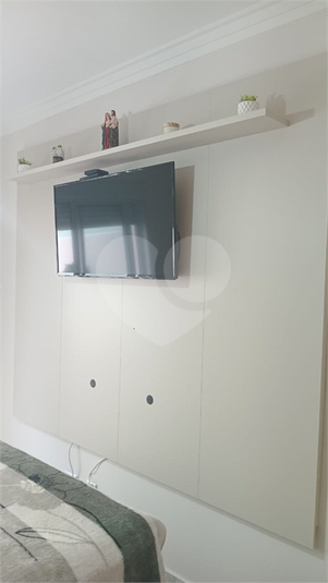 Painel TV quarto casal