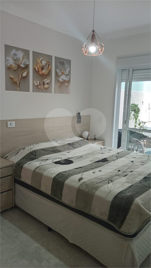 Quarto casal com ligação ao quintal