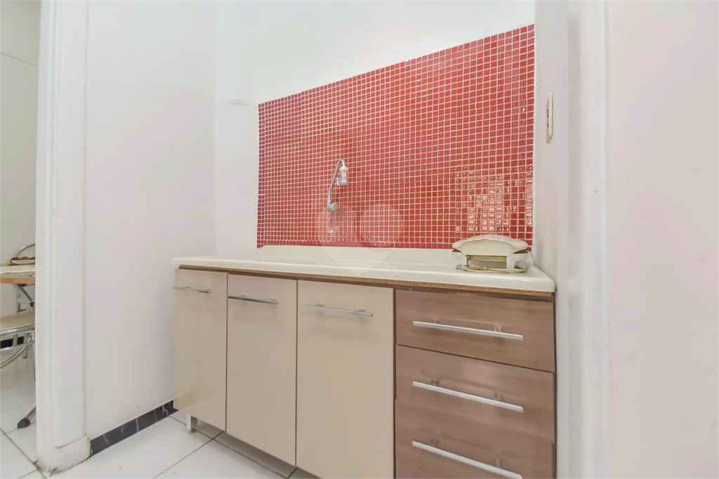 Venda Apartamento São Paulo República REO833674 29