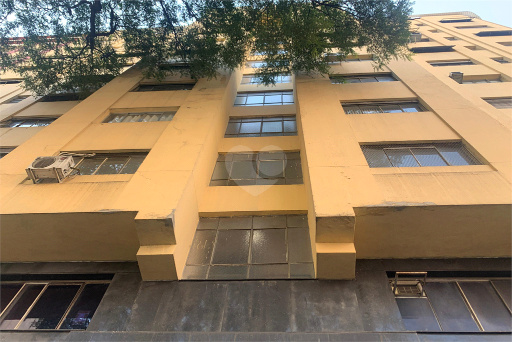 Venda Apartamento São Paulo República REO833674 35