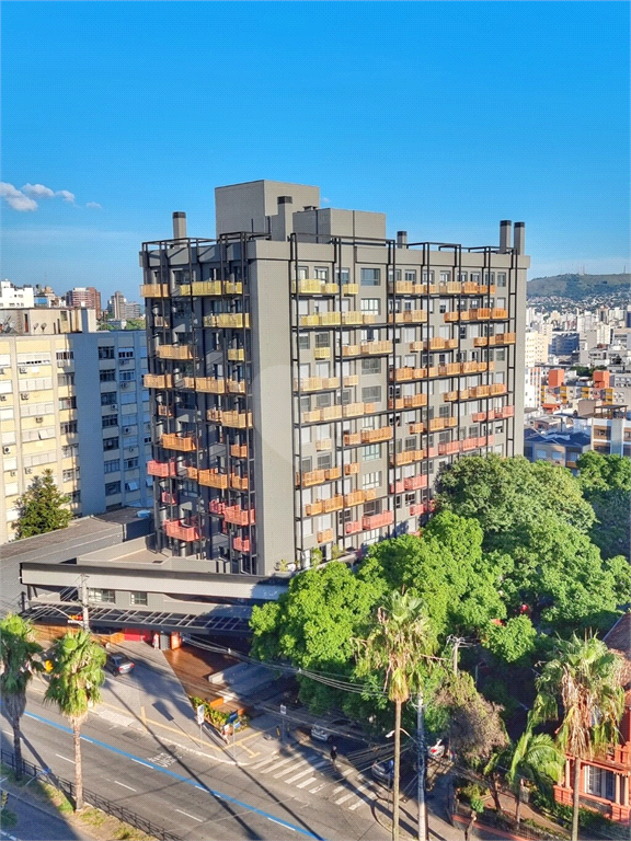 Venda Apartamento Porto Alegre Independência REO833828 30