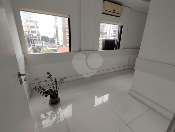Foto REO833990