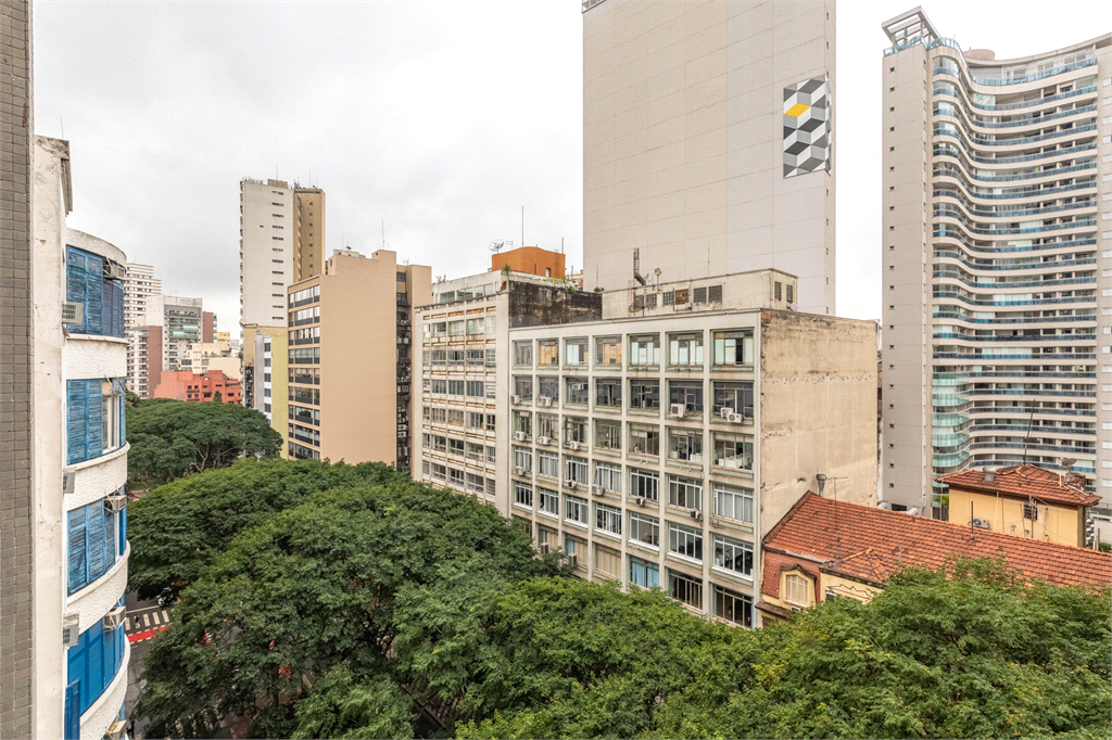 Venda Apartamento São Paulo República REO835602 31