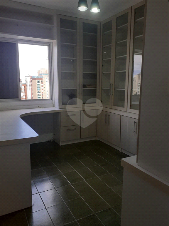 Venda Apartamento São Paulo Santana REO835795 12