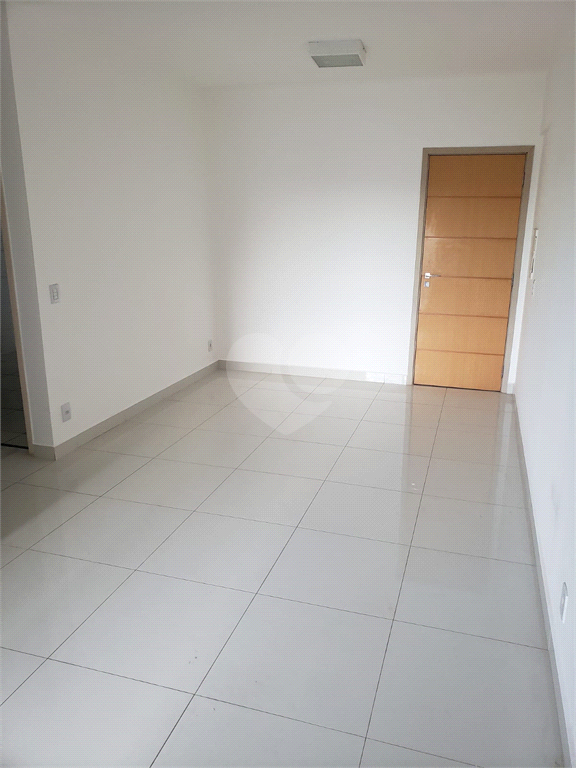 Venda Apartamento Bauru Jardim Panorama REO838409 3