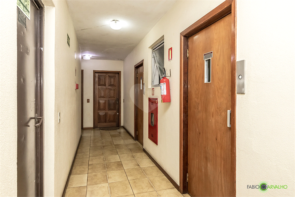 Venda Apartamento Porto Alegre Floresta REO838906 42