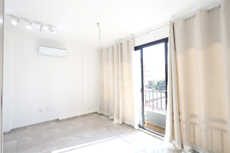 Venda Apartamento São Paulo Santana REO839991 3