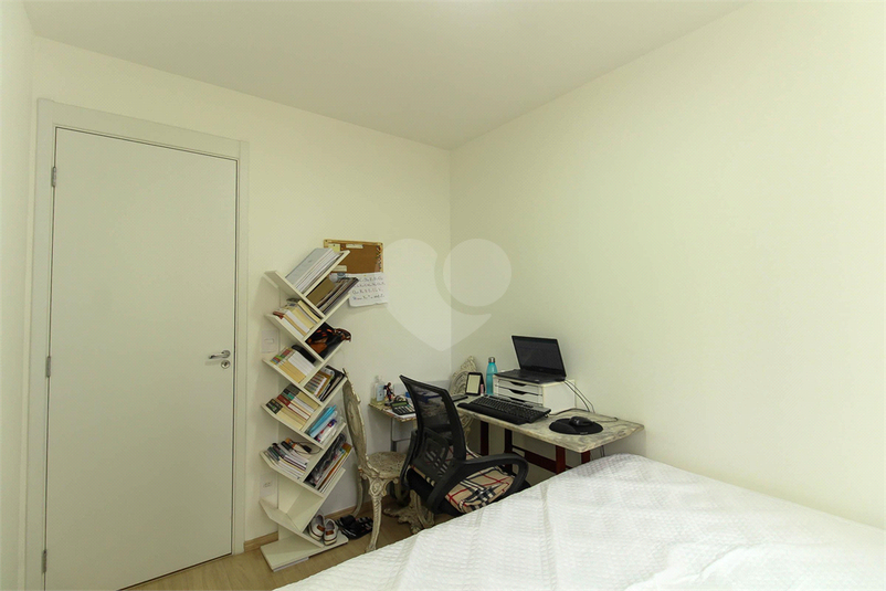 Foto REO840044