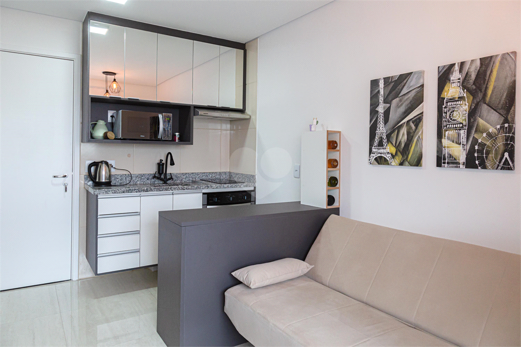 Venda Apartamento São Paulo Bela Vista REO840124 3