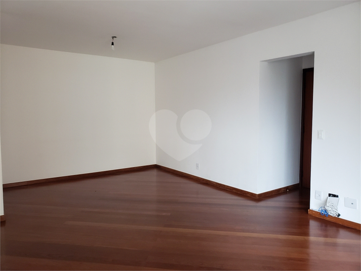 Foto REO84036