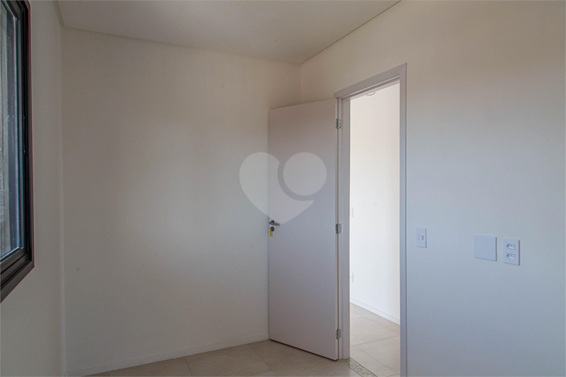 Foto REO840430