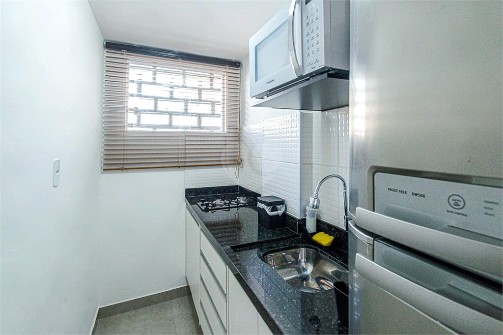 Venda Apartamento São Paulo Bela Vista REO840608 18