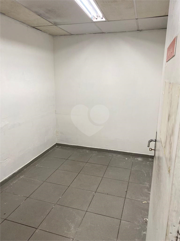 Venda Salão Comercial São Paulo Lapa REO840927 20