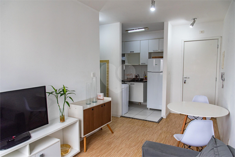 Venda Apartamento São Paulo Liberdade REO841106 4