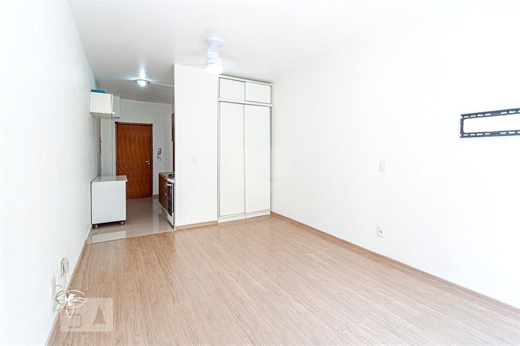 Venda Apartamento São Paulo República REO841489 6