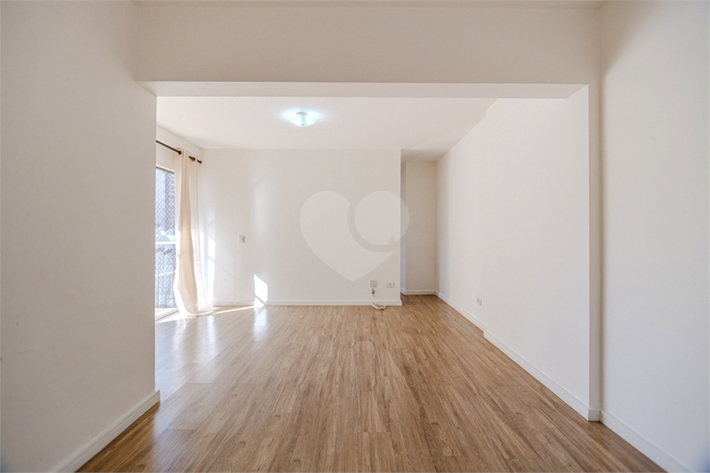 Foto REO843045
