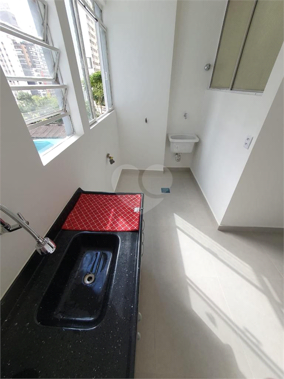 Venda Apartamento São Paulo Bela Vista REO843737 10