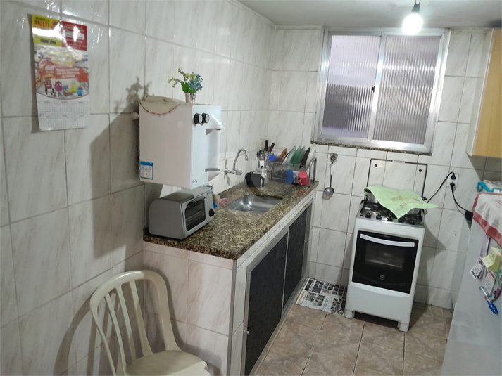 Venda Casa de vila Rio De Janeiro Bangu REO843842 10