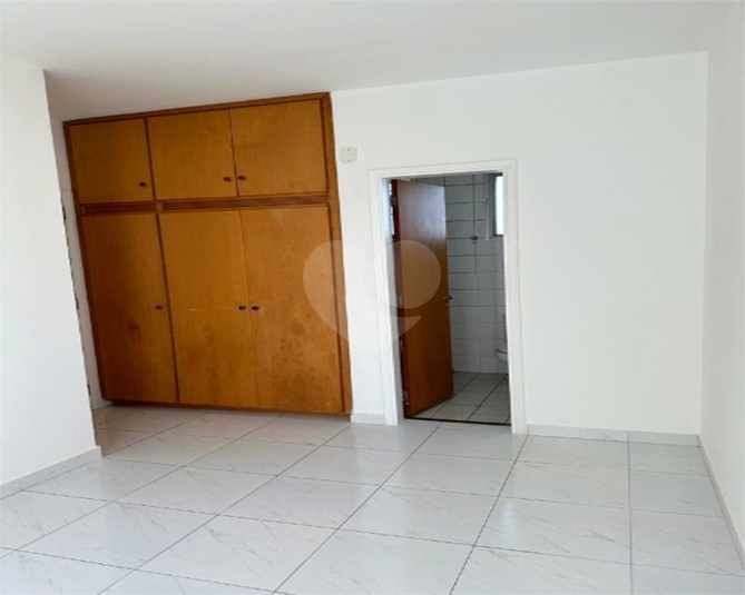 Foto REO844151