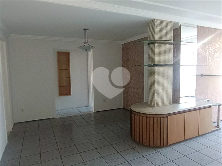 Venda Apartamento Fortaleza Meireles REO844489 4