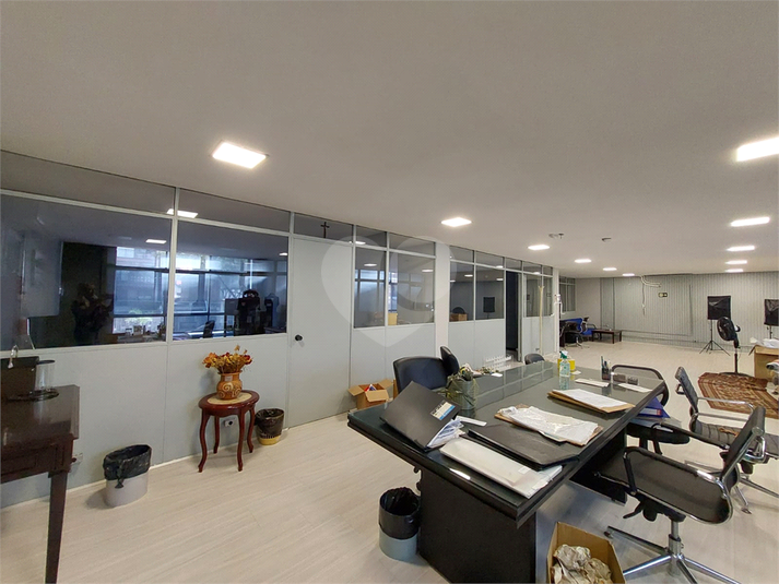 Aluguel Salão Comercial São Paulo Centro REO844997 19