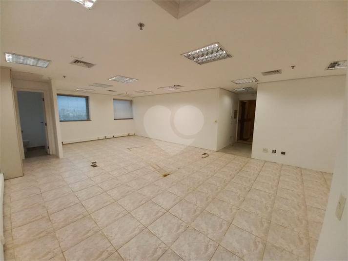 Venda Apartamento São Paulo Consolação REO845103 20