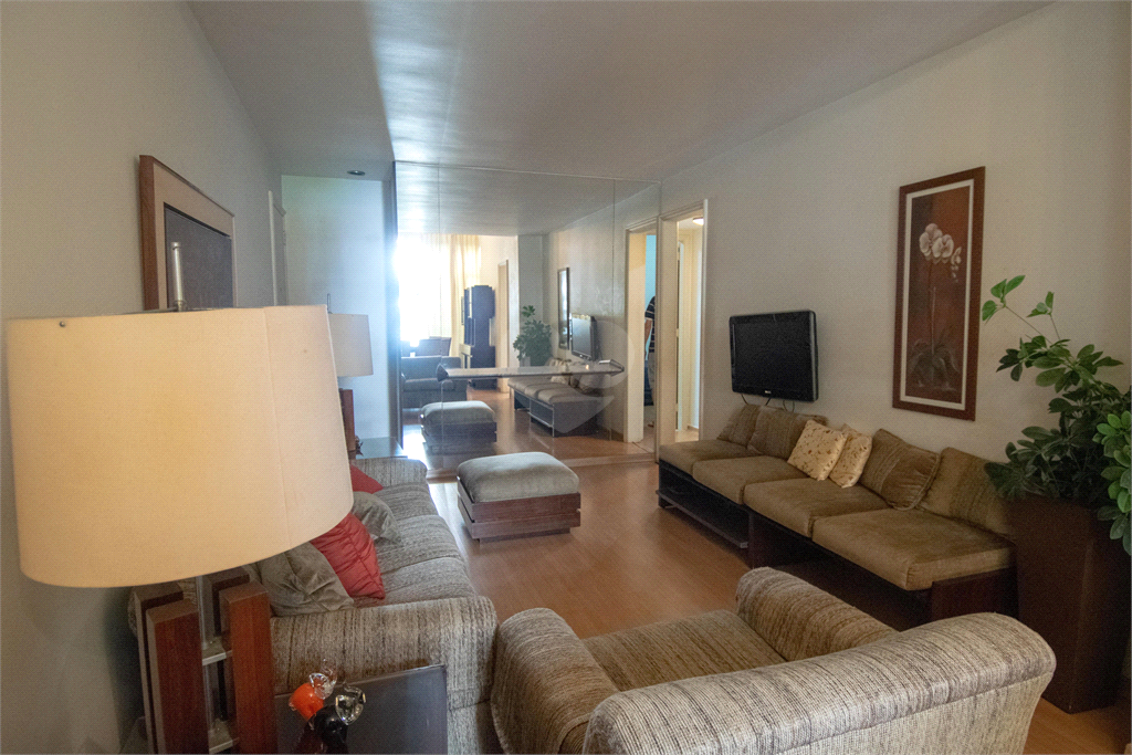 Venda Apartamento Rio De Janeiro Copacabana REO850035 4