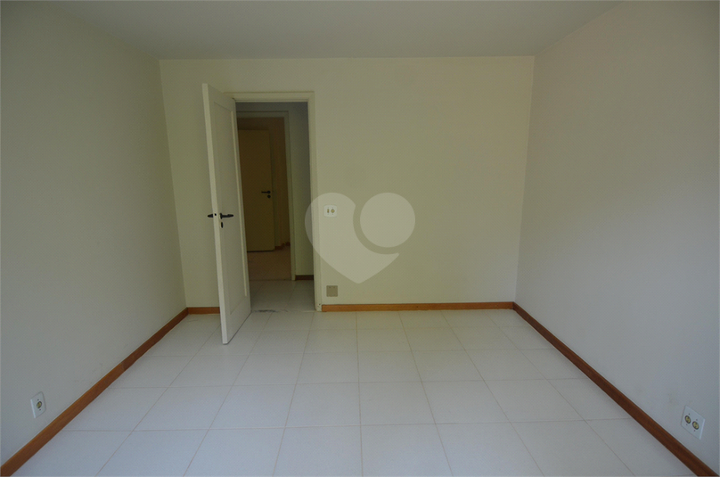 Foto REO850332