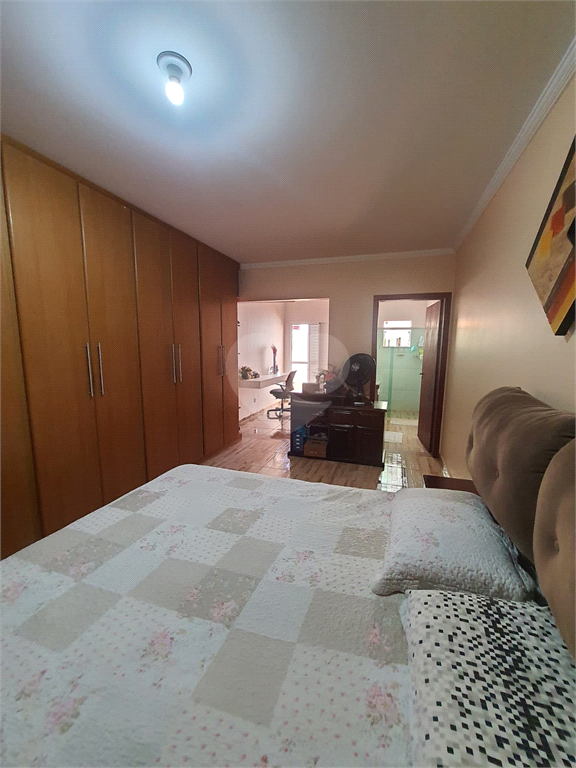 Venda Casa térrea São Paulo Vila Barreto REO850389 19