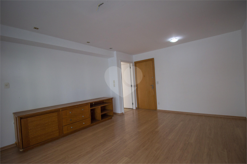 Apartamento, 2 quartos à Venda Avenida Malibu, Barra Da Tijuca, Rio