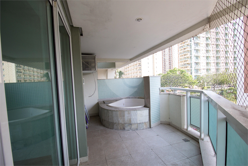 Apartamento, 2 quartos à Venda Avenida Malibu, Barra Da Tijuca, Rio
