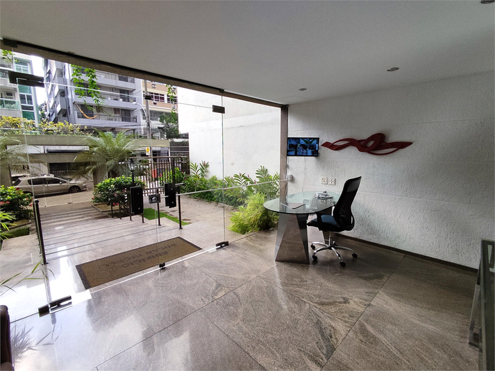 Venda Apartamento Rio De Janeiro Tijuca REO850738 99