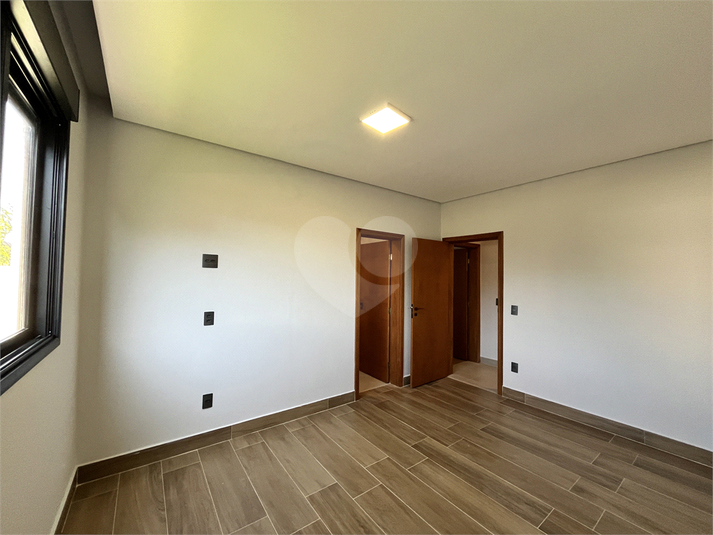 Foto REO851475