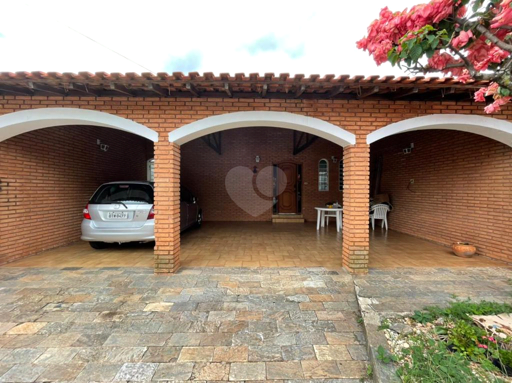 Venda Casa Araraquara Vila Xavier (vila Xavier) REO854703 2