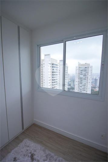 Foto REO856300